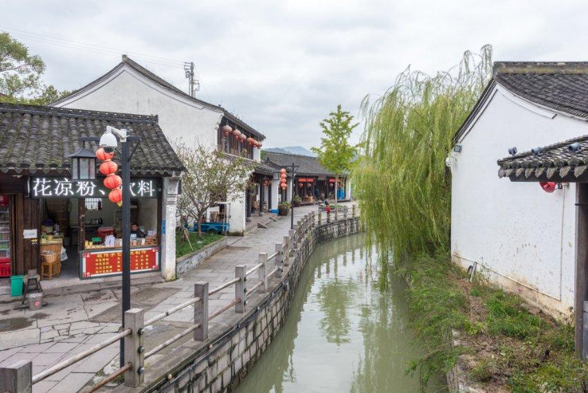 六个月的宝宝过敏体质可以添加怎样的辅食？